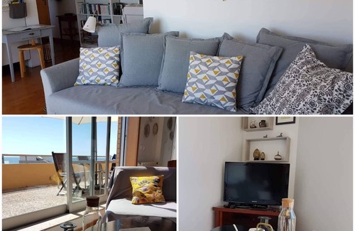 Lavra Apartment | Lavra: Luxury Apartment in front of the sea