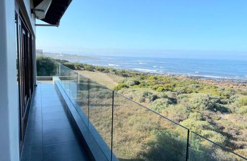Sandbaai House | Lawaaiwaters