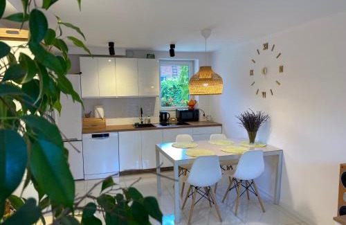 Dwikozy Apartment | Lawendowa Przystań Sandomierska