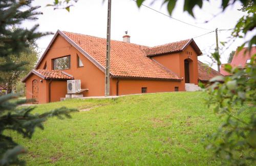 gmina Wilczeta Villa | Lawki Booking