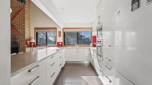Hotham Heights Apartment | Lawlers 1