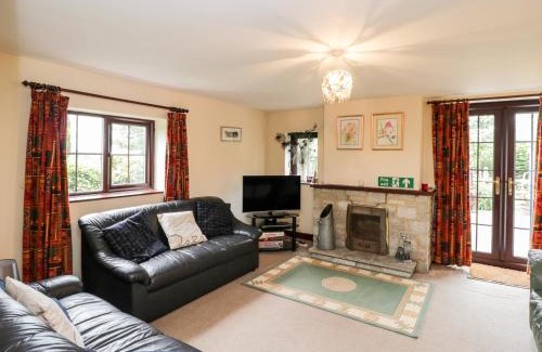 Churcham House | Lawn Farm Cottage