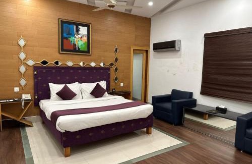 Lahore Hotel | Lawrence View Hotel, Lahore