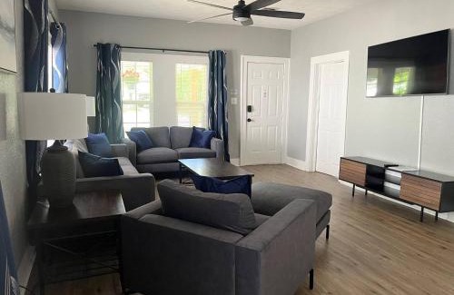 Lawton House | Lawton Comfortable 2-Bedroom Home near Fort Sill with free WiFi & Sleeps 4