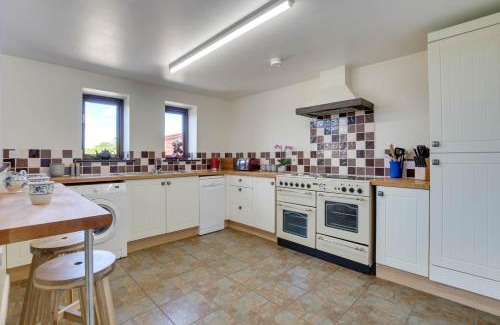 Attleborough House | Lays Barn