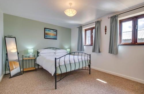 Attleborough House | Lays Barn