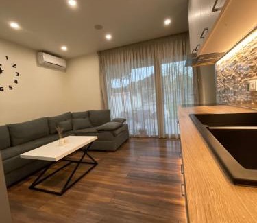 Vlore Resort | Lazaj Villa