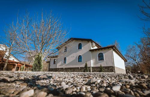 Vardar Region Bed & Breakfast | Lazar Winery Tourism B&B