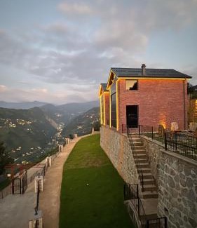 Ardesen Hotel | Lazivilla Suit Dağ Evi