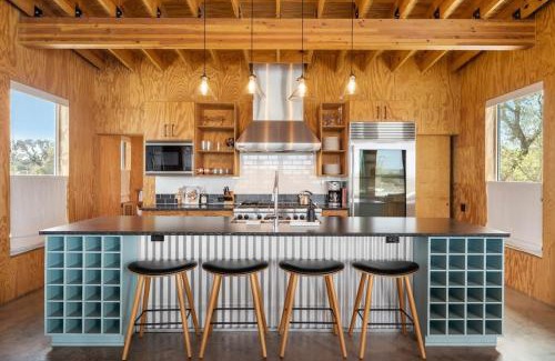 Llano House | Lazo House - Riverfront with Overlooking Llano River