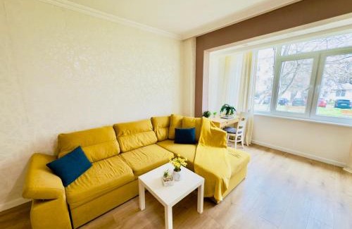 Burgas Apartment | " Lazur Beach " Cozy one-bed flat in Burgas