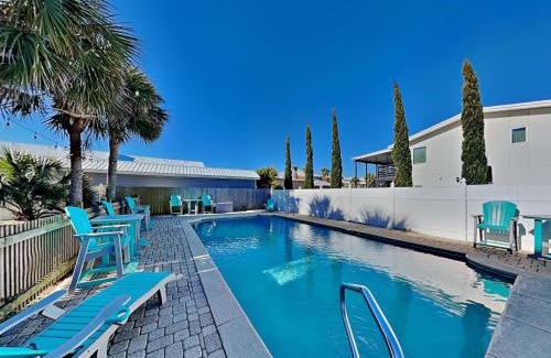 Silver Sands Beach House | Lazy Beach