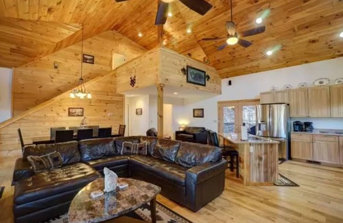 Bryson City House | Lazy Bear located in Long Creek Preserve