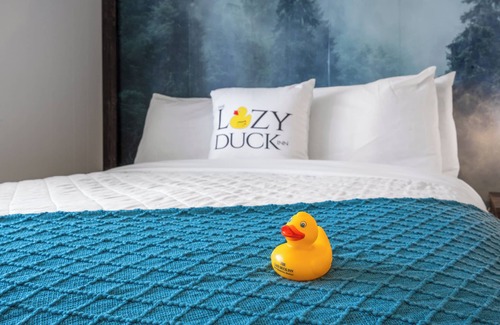 West Yellowstone Hotel | Lazy Duck Inn Room #22