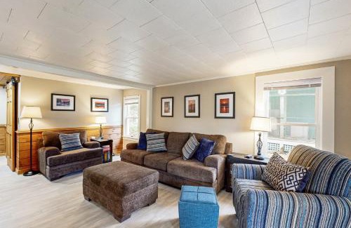 Alton Bay House | Lazy Loon Cottage