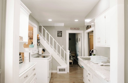 Stockholm Cottage | Lazy Moose Lake House on Madawaska Lake - Stockholm, ME