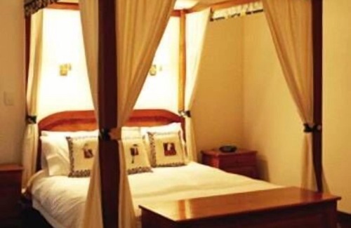 Pinjarra Bed & Breakfast | Lazy River Boutique Bed & Breakfast