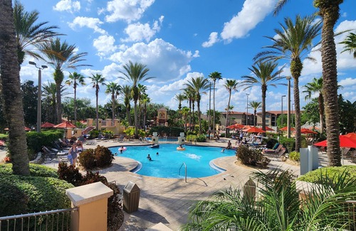 Highlands Reserve House | Lazy river resort close to theme parks