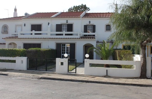 Retur House | Lc. 11 368. Lovely 4 bed 3 bath house, with pool, 300 metres from the beach