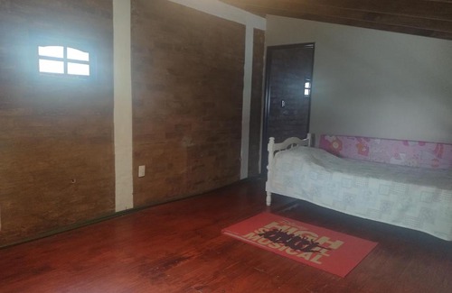 Las Vegas Ski Chalet | LC House