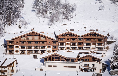 La Clusaz Apartment | LCZ - Charmant T3 spa aux pieds des pistes, 4*