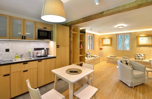 Desna Apartment | LDMR-F1/F2