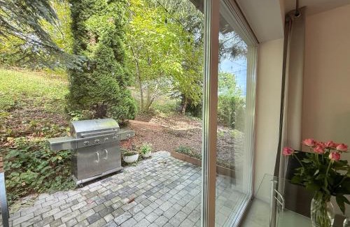 Wilanow Apartment | Leśny apartament z ogrodem