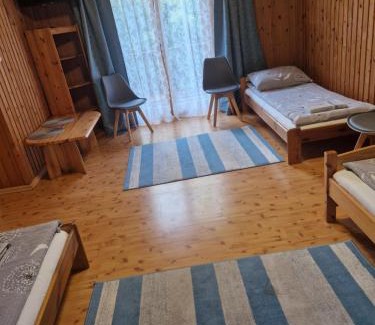 Tuszyn House | Leśny Domek