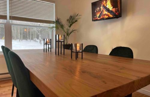 Lac-Swell Apartment | Le 1717 Lakeside cottage