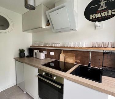 Luzarches House | Le 18 Pontcel
