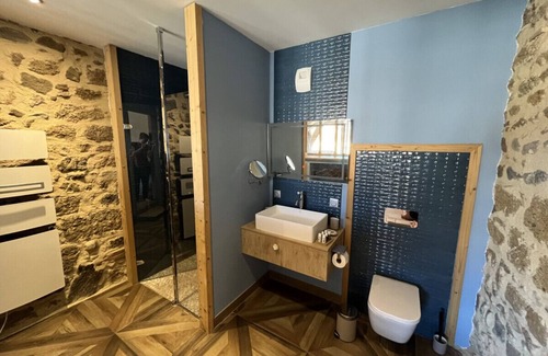 Langeac Hotel | Le 19 - 38m2 Terrace Jacuzzi | Historical Center | Clim