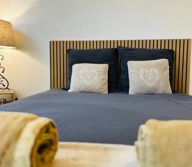 Caen City Centre Apartment | Le 2 - Grand studio Caen Centre Port de plaisance