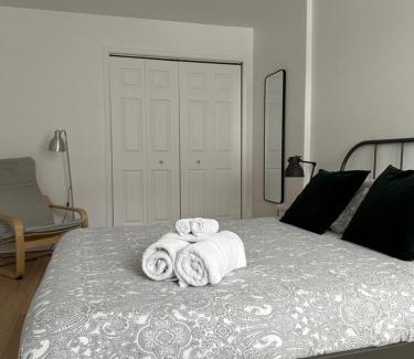 Vieux-Limoilou Apartment | Le 315B Limoilou "parking inclus"