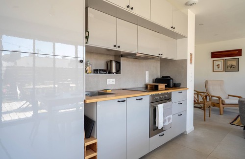 Plouray Apartment | Le 50 Bis - 200 m du rivage (rade), 5 minutes plage de baignade
