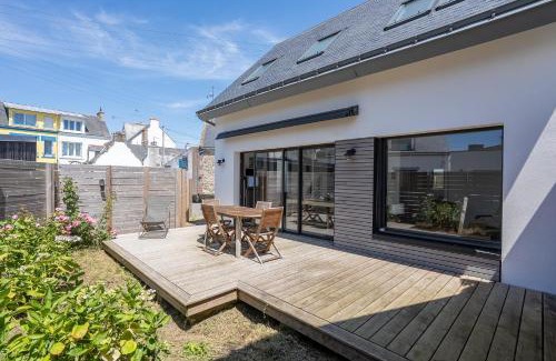 Plouray Apartment | Le 50 Bis - Proche plage