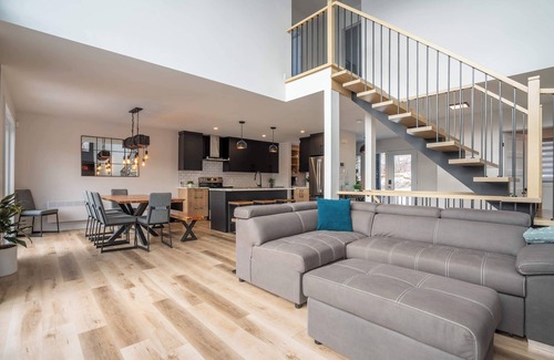 Saint Come Ski Chalet | Le 70 Scandinavian chalet, SPA and Pool Table