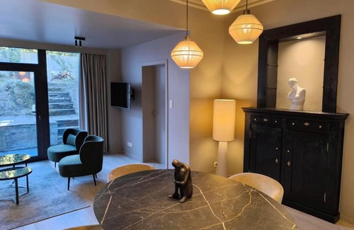 Waha Apartment | Le 76 appartement 2 chambres avec jardin