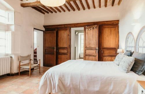 Saint-Michel-l'Observatoire Villa | Le Bas Château Provence Luberon