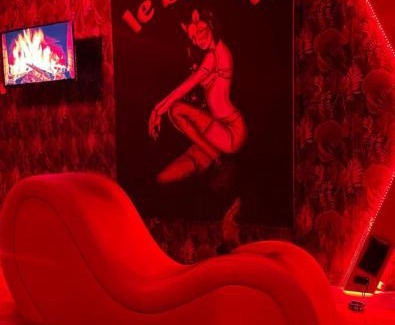 Saint-Arnoult Apartment | Le baiser 2 Love room du plaisir interdit