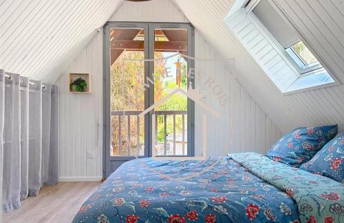 Dourdan House | Le Balcon des Rois