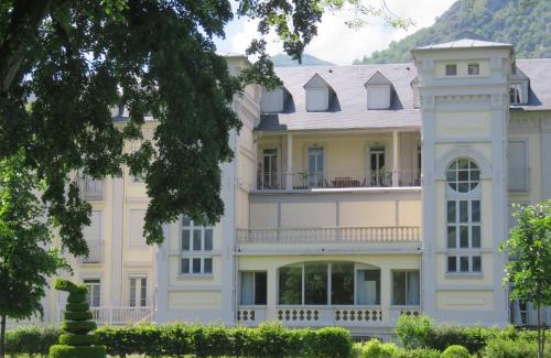 Argeles Gazost Apartment | Le Balcon du Parc, entre Lourdes et Gavarnie