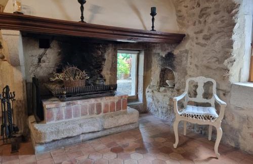 Montsegur-sur-Lauzon House | Le Bastidon, gîte des Lucioles en Provence
