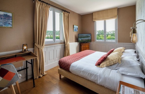 Condrieu Hotel | Le Beau Rivage