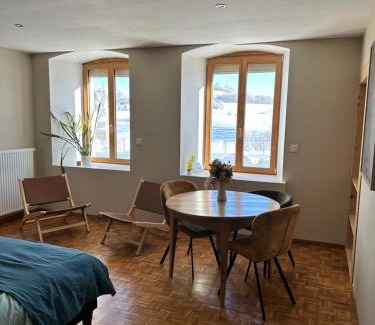 Brey-et-Maison-du-Bois Apartment | Le belvédère des deux lacs