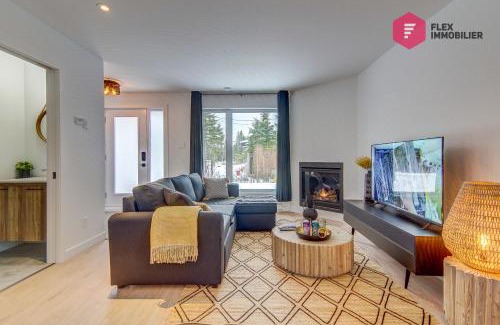 Pont-Rouge House | Le Blanc Bouleau de Portneuf/Private Hot tub
