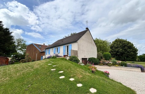 Saint-Etienne-en-Bresse House | Le Bleu de B. Holiday cottage for up to 10 people