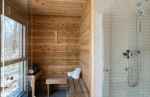 Chertsey Ski Chalet | Le Bois et Lumiere - In the heart of Nature