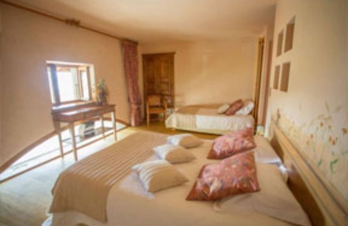 Lucinges Hotel | Le Bonheur dans le Pré