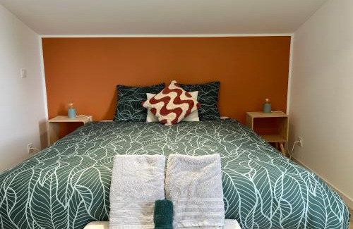 Saint-Medard-de-Guizieres Apartment | Le Botanique