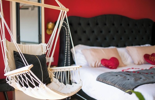 Cote Est Soquence Apartment | Le Boudoir de Fanny - 4* luxury loft - balneotherapy and sauna
